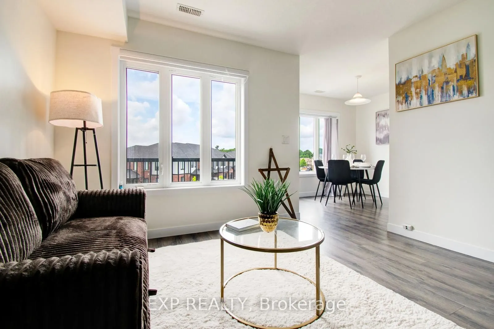 150 ROCHEFORT Street, #E