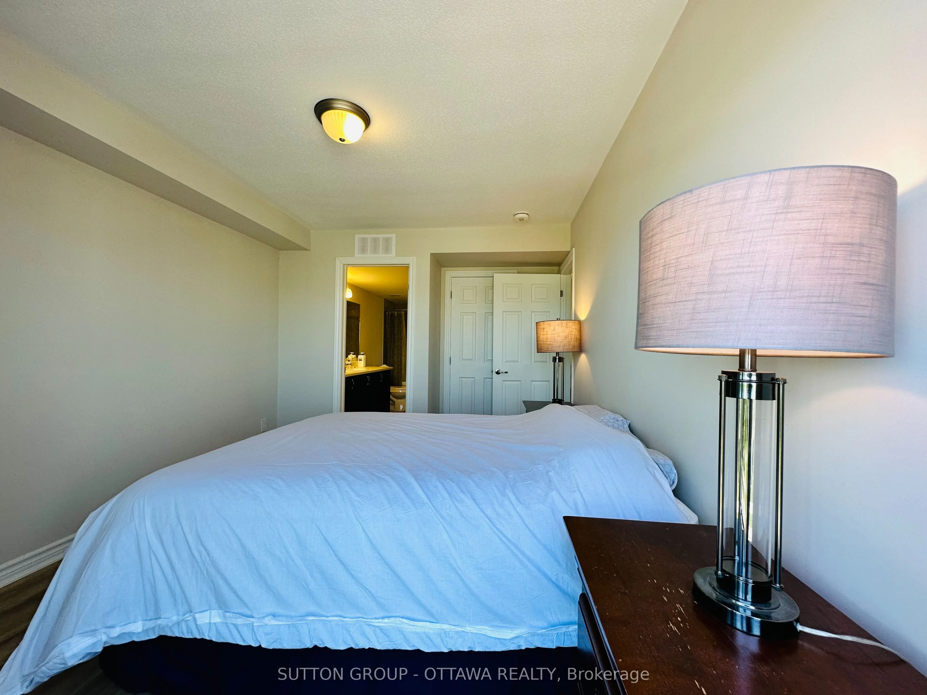 826 Mikinak Road, #228