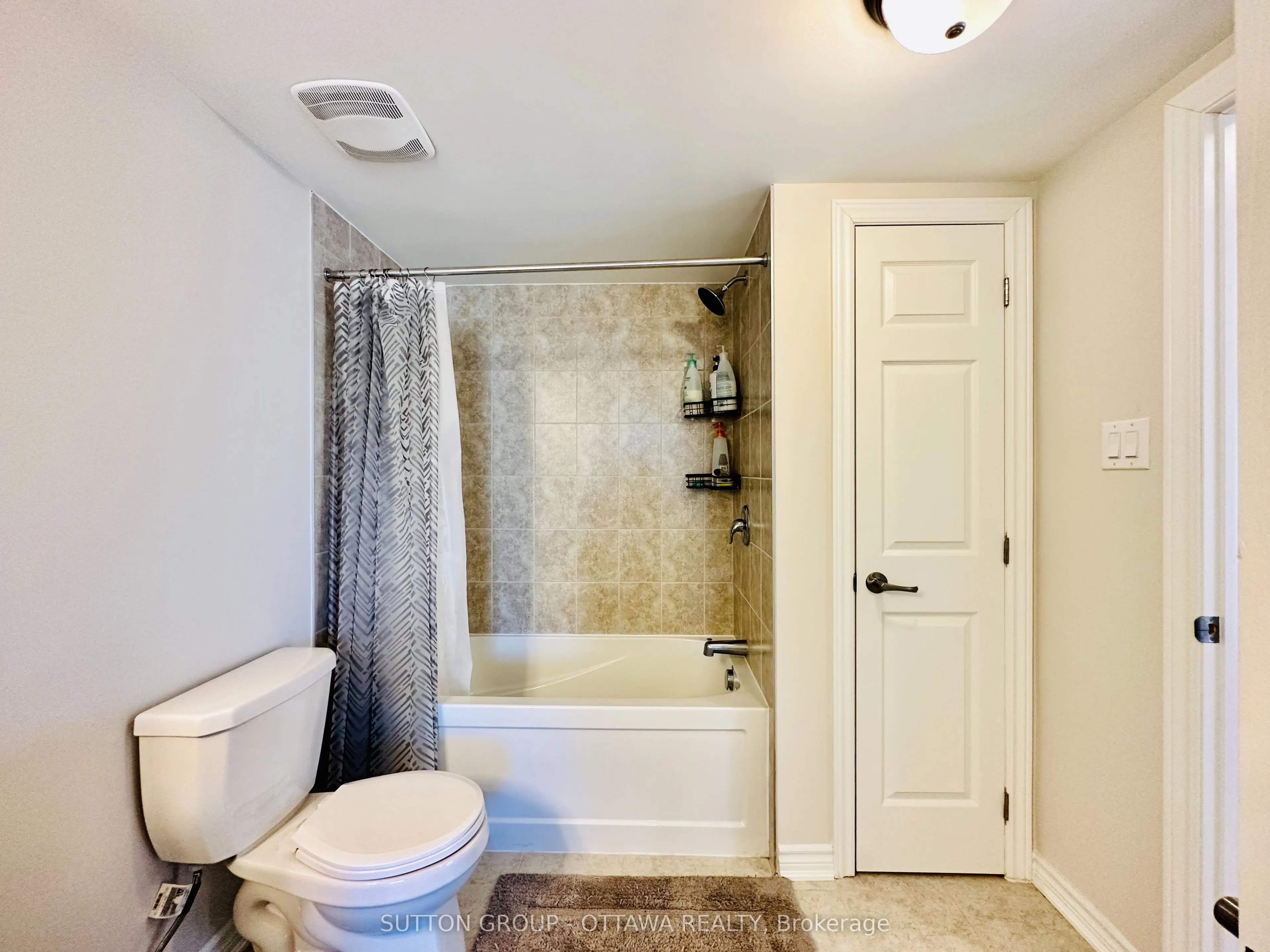 826 Mikinak Road, #228