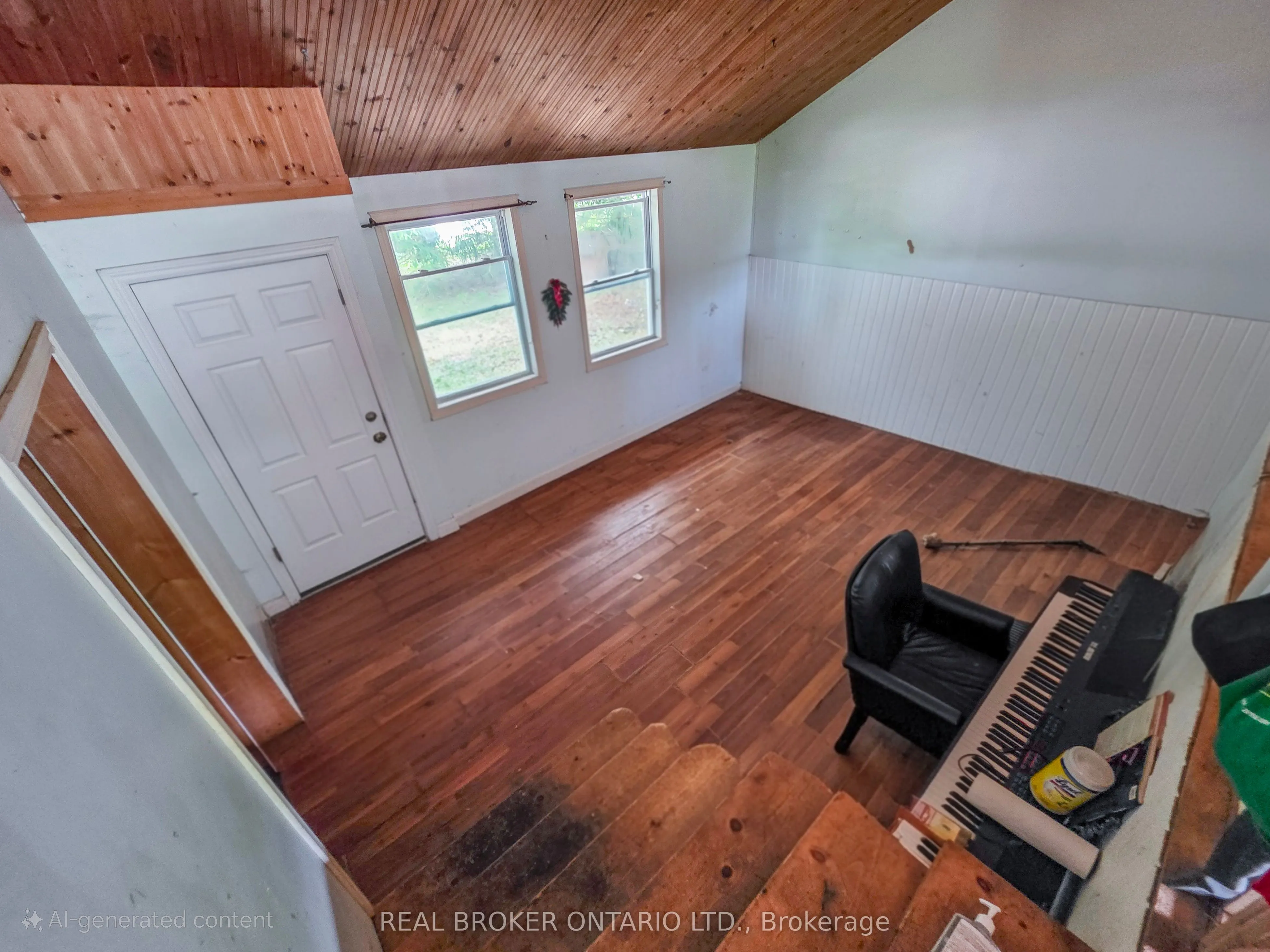 108 GORDON Street S