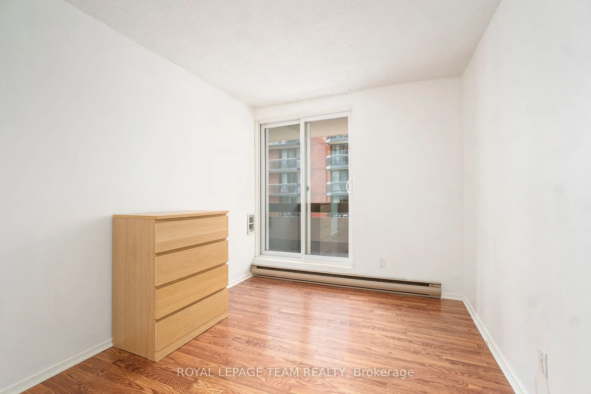 141 Somerset Street W, #701