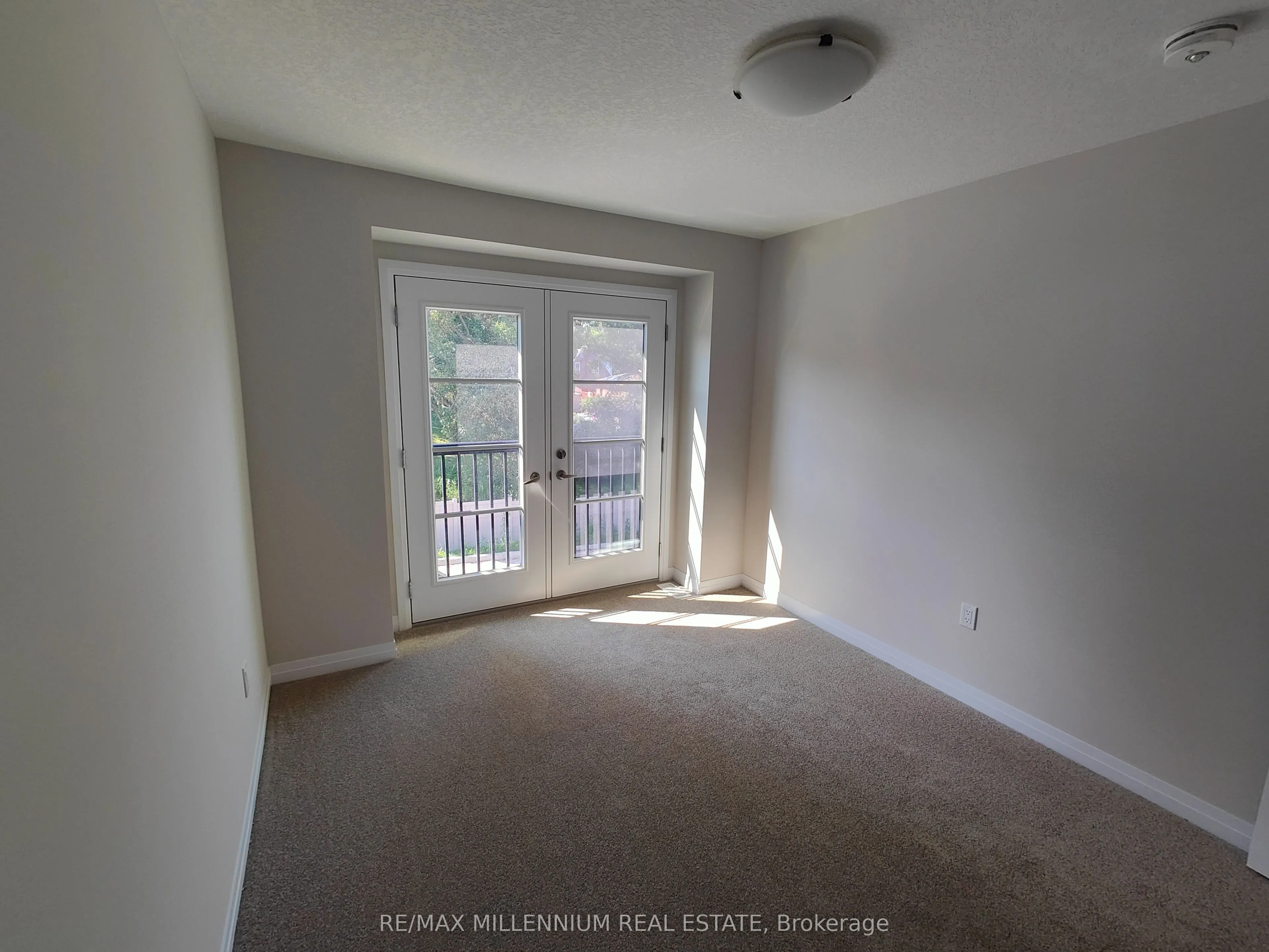 143 Elgin Street N, #6