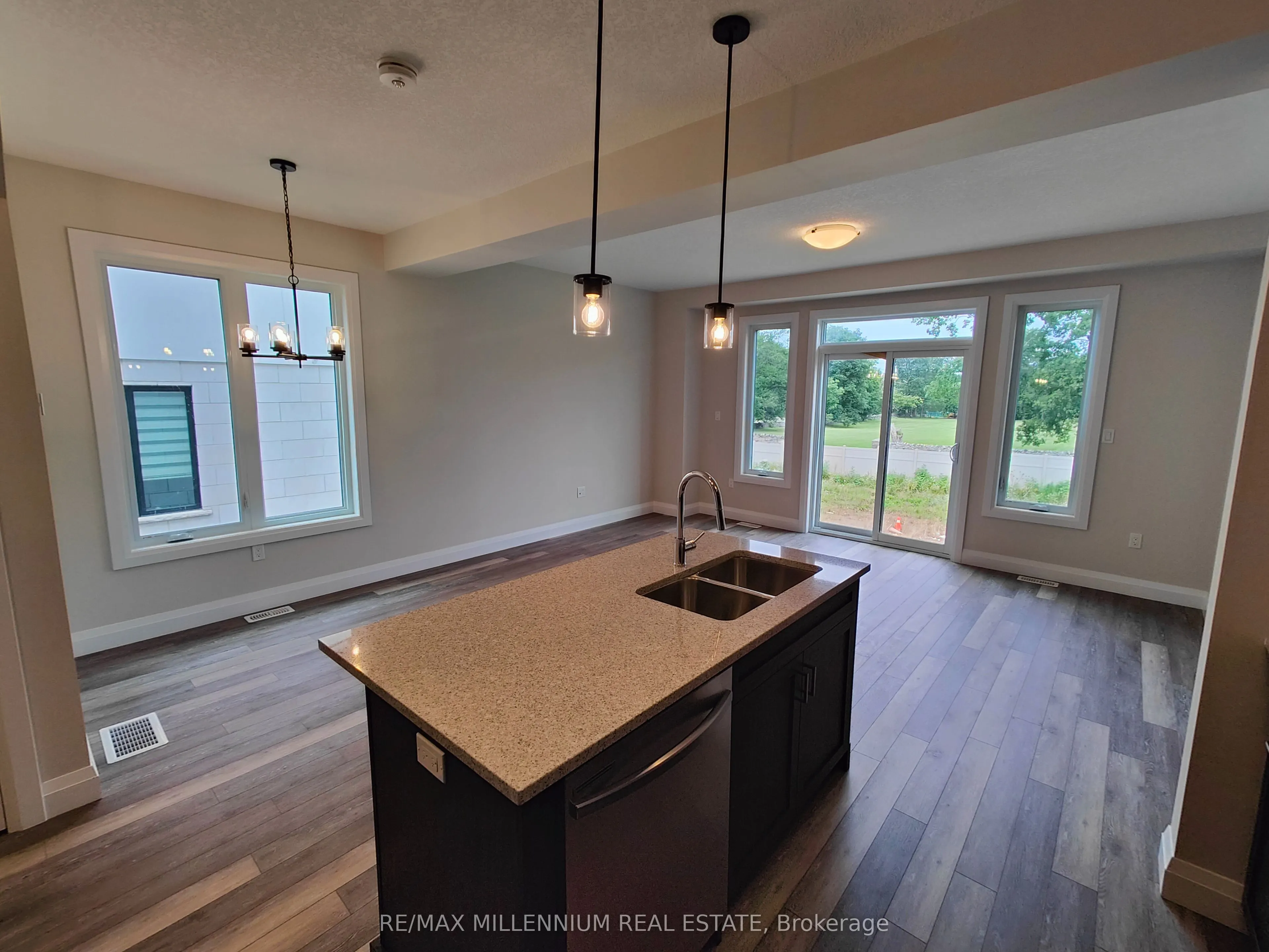 143 Elgin Street N, #6