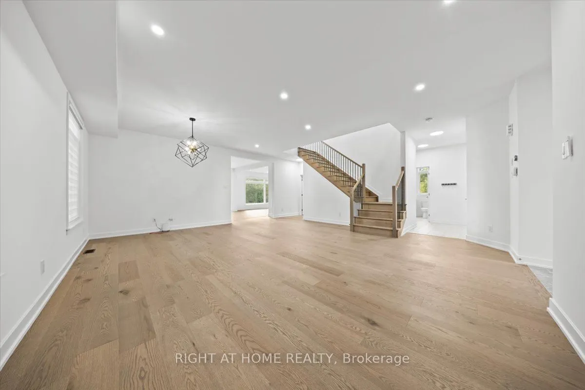 610 KENEBEEK Street