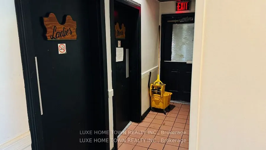 780 Dundas Street, #1