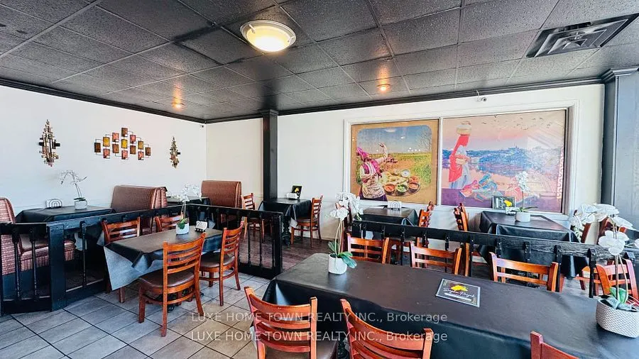 780 Dundas Street, #1