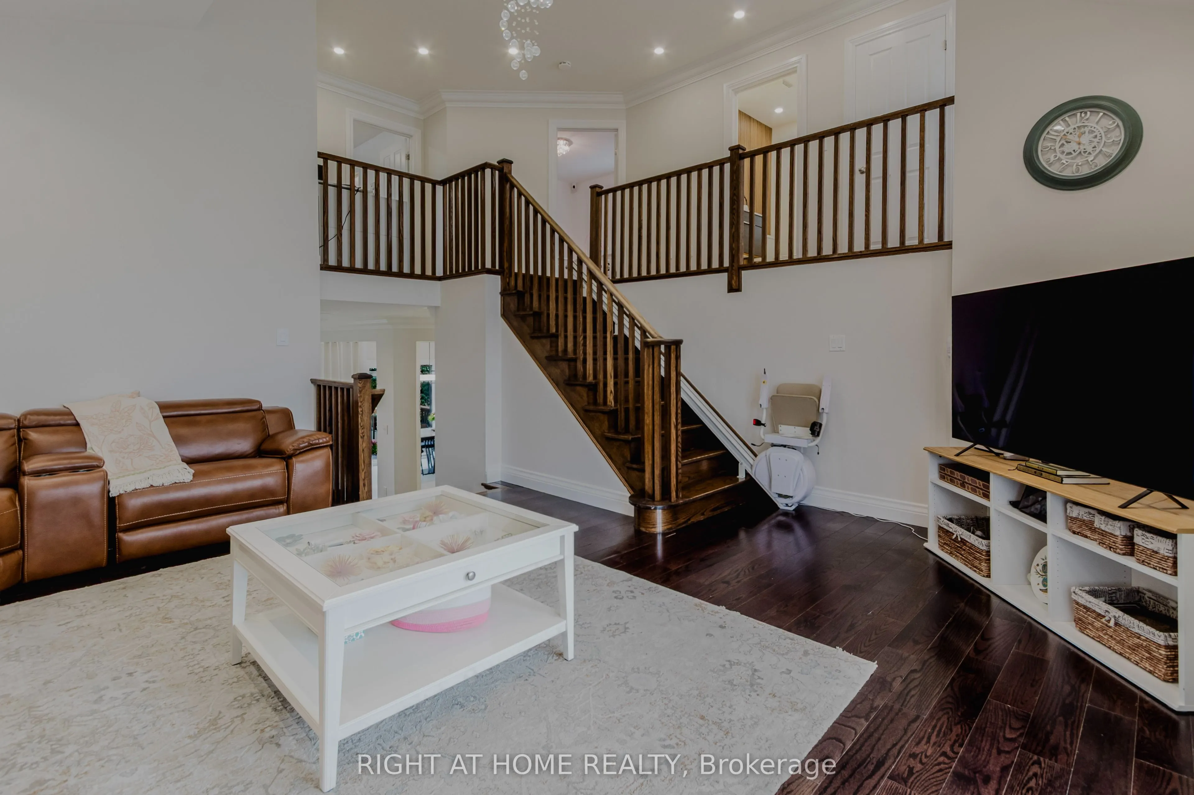 12 Bankfield Crescent