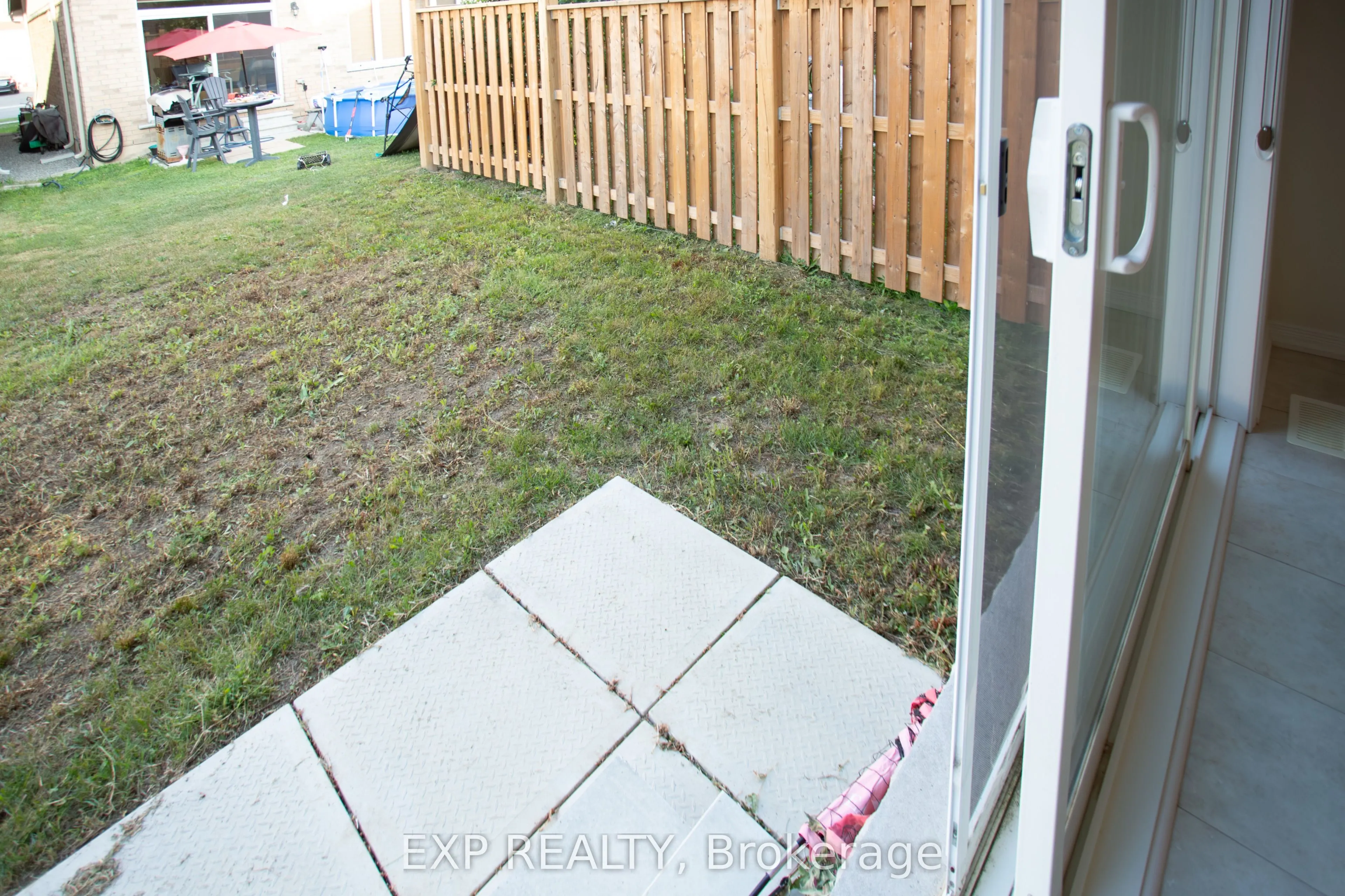 8005 Odell Crescent