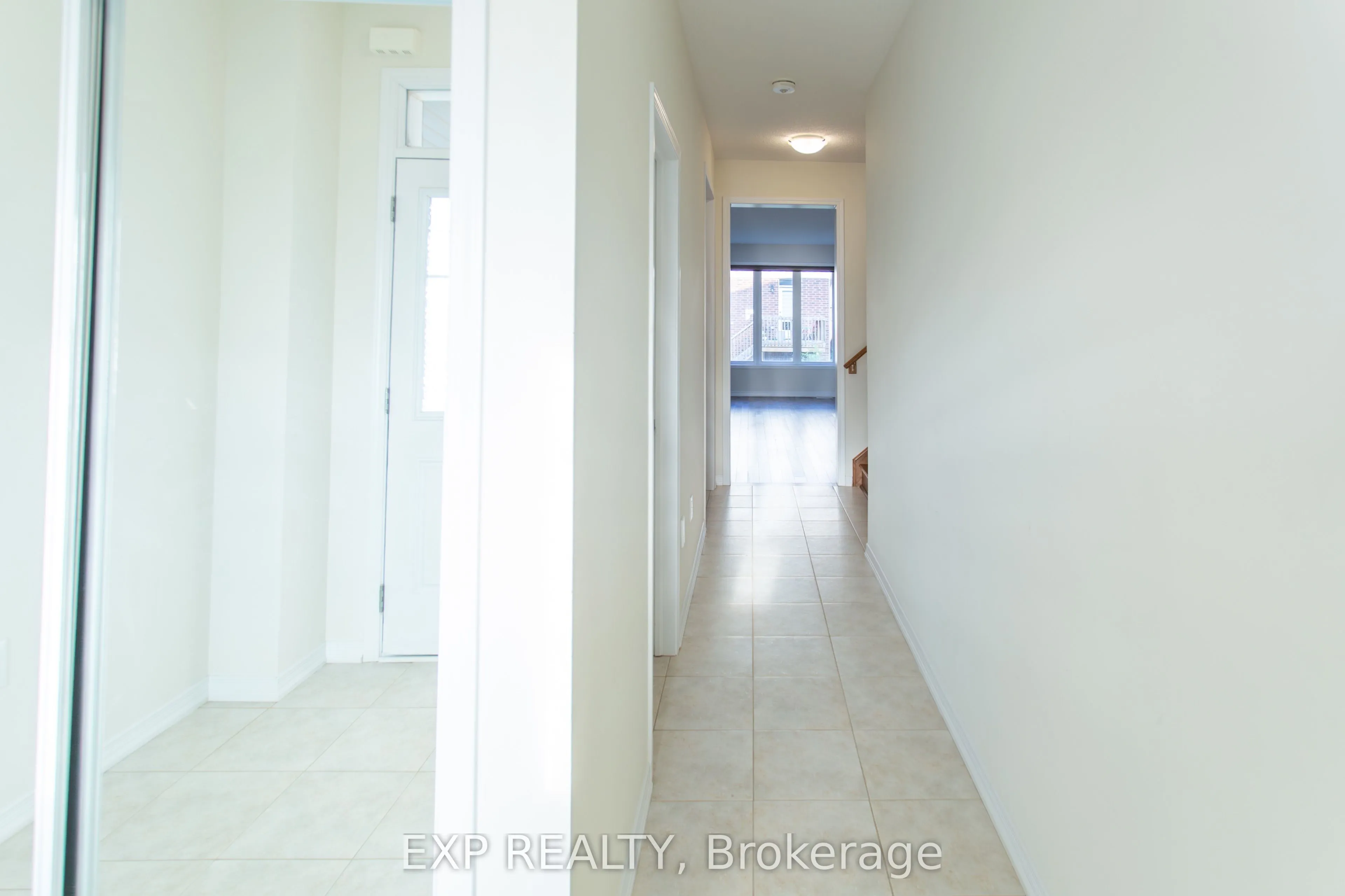 8005 Odell Crescent