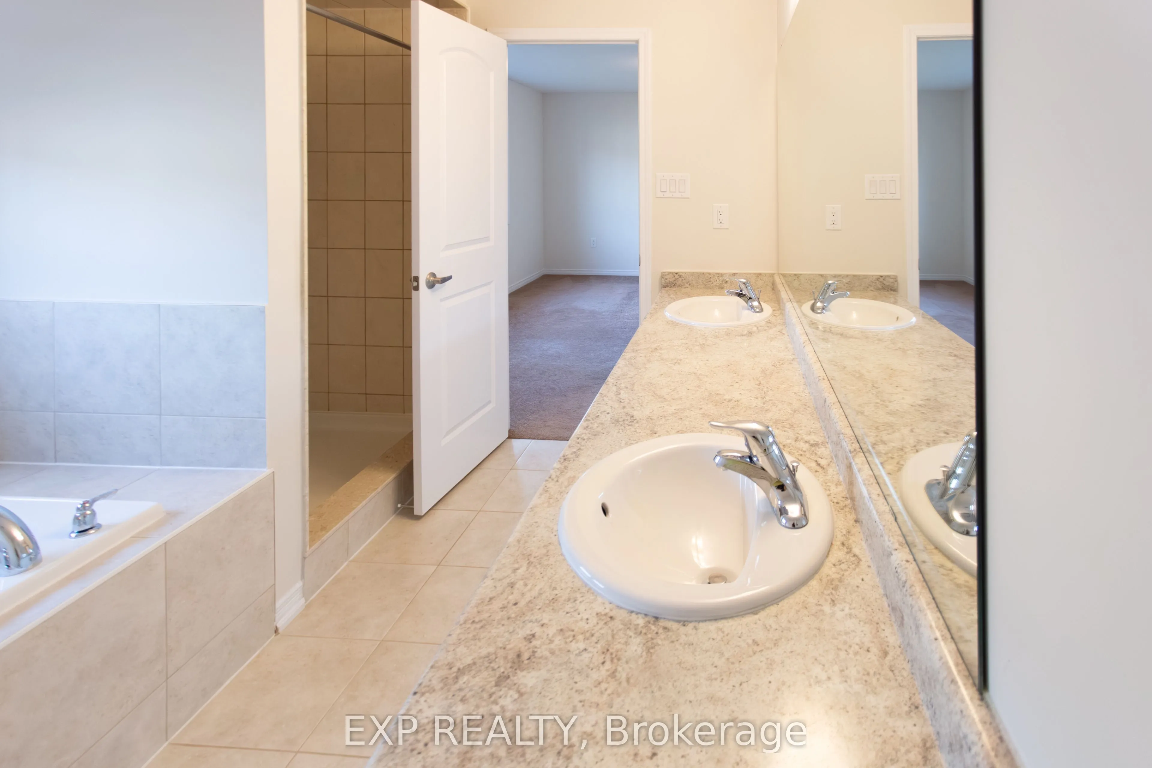 8005 Odell Crescent
