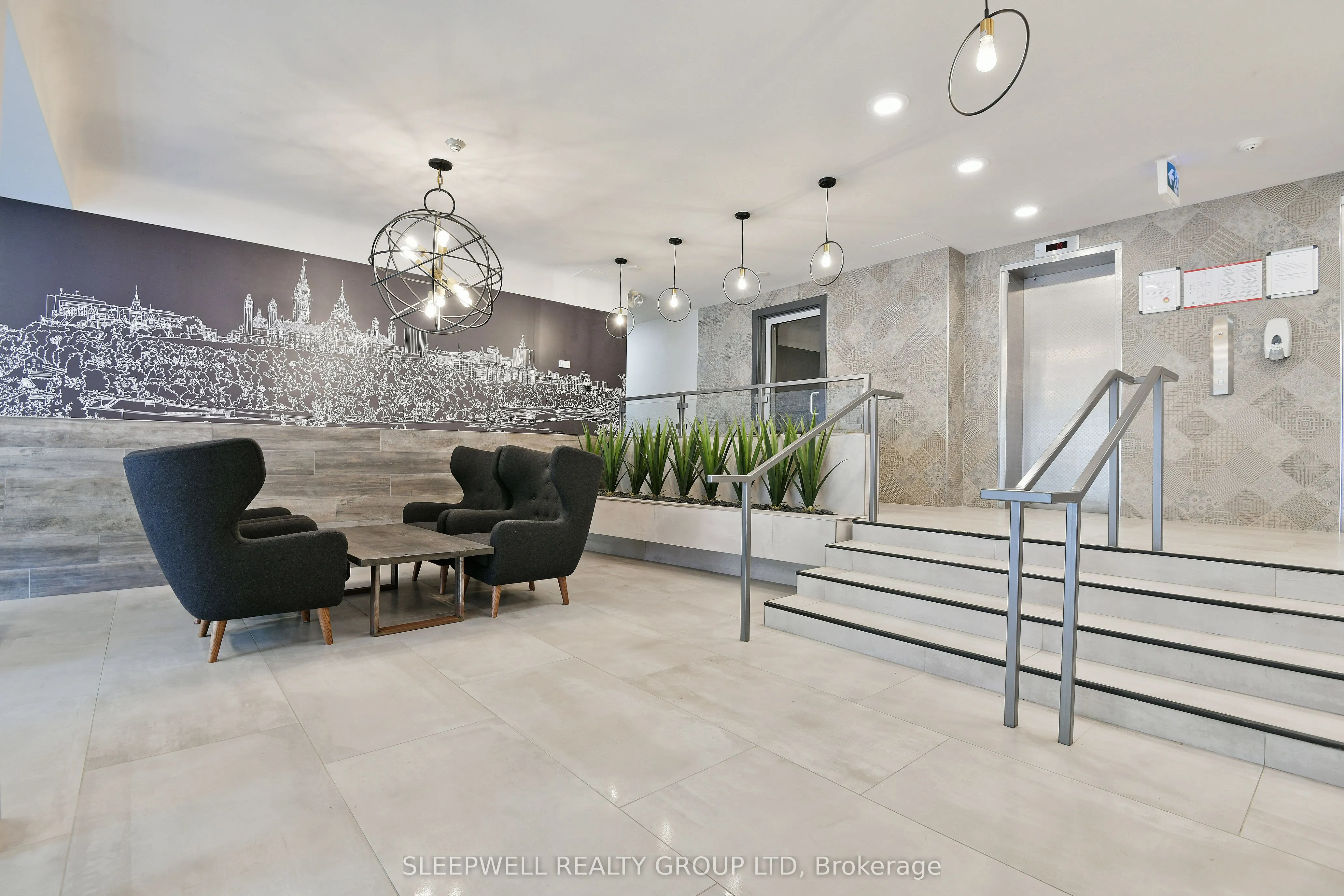 21 James Street, #302