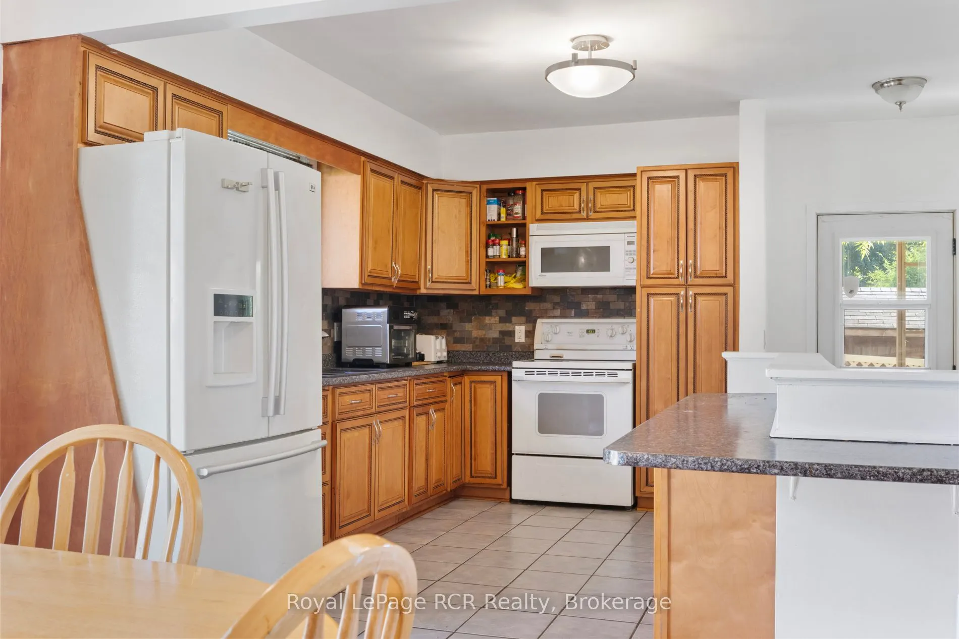 141 North Water Street W