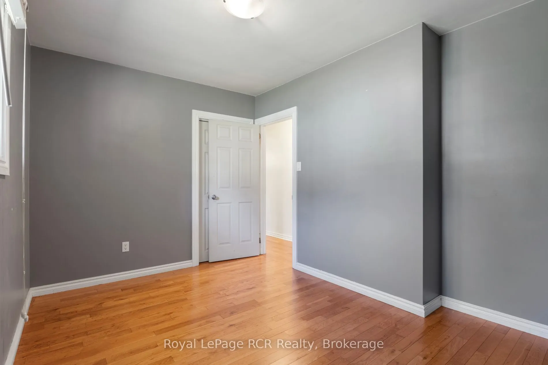 141 North Water Street W