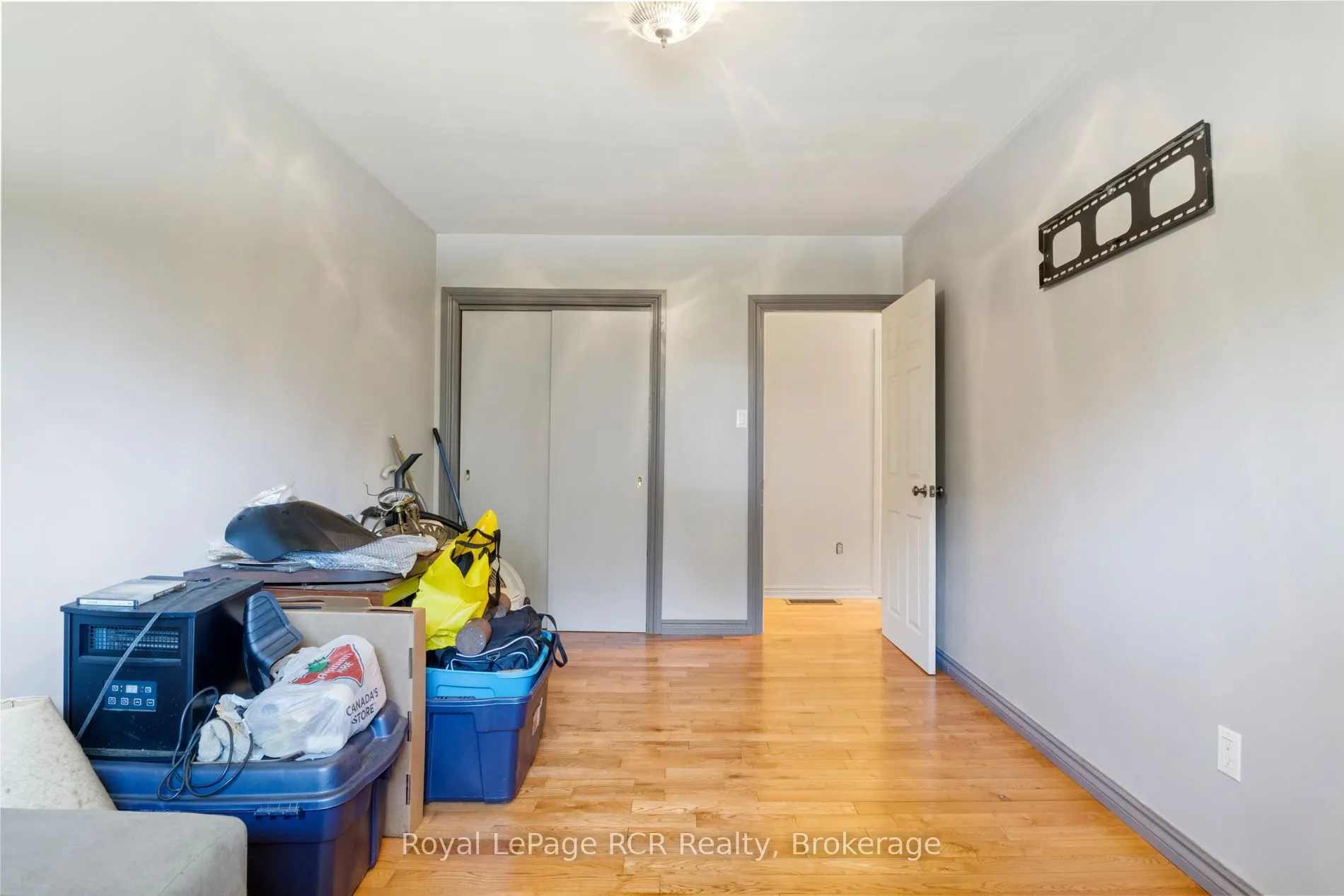 141 North Water Street W