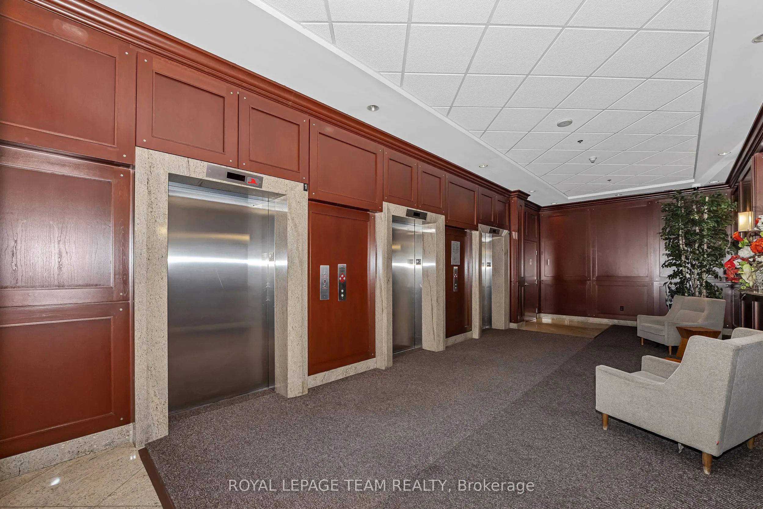 234 Rideau Street, #1404