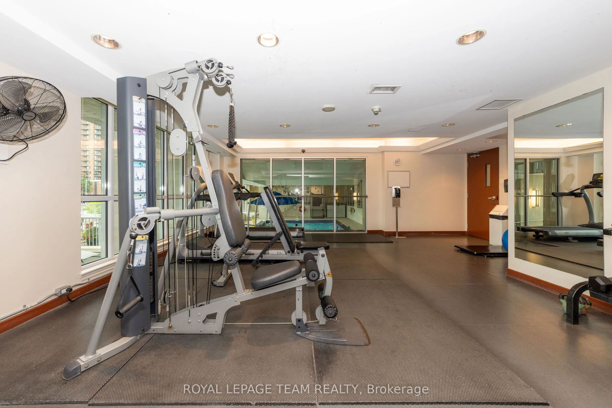 234 Rideau Street, #1404