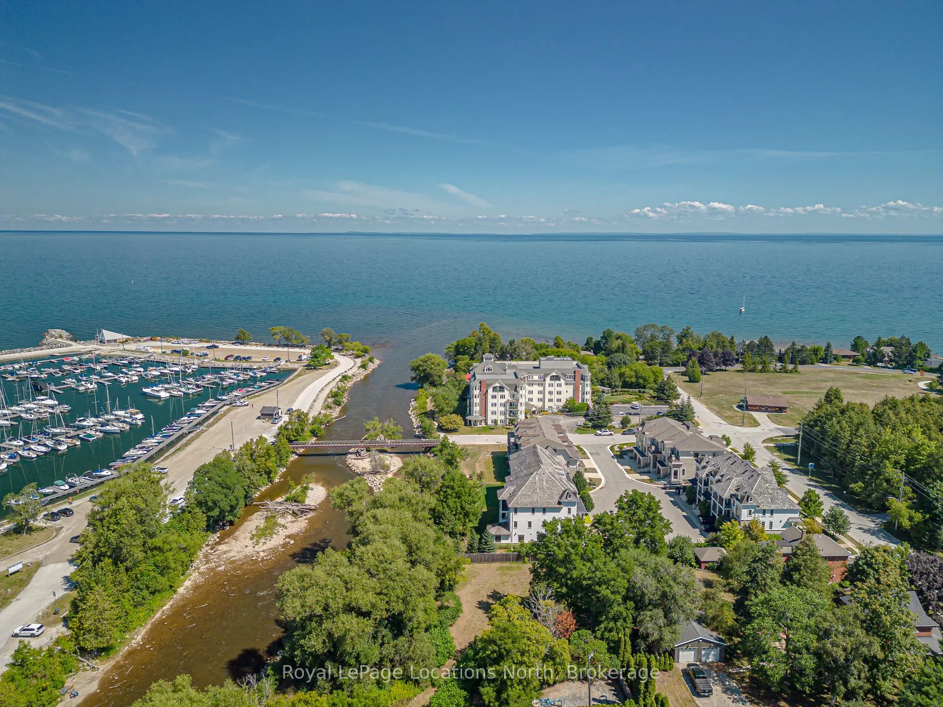 10 Bay Street E, #207