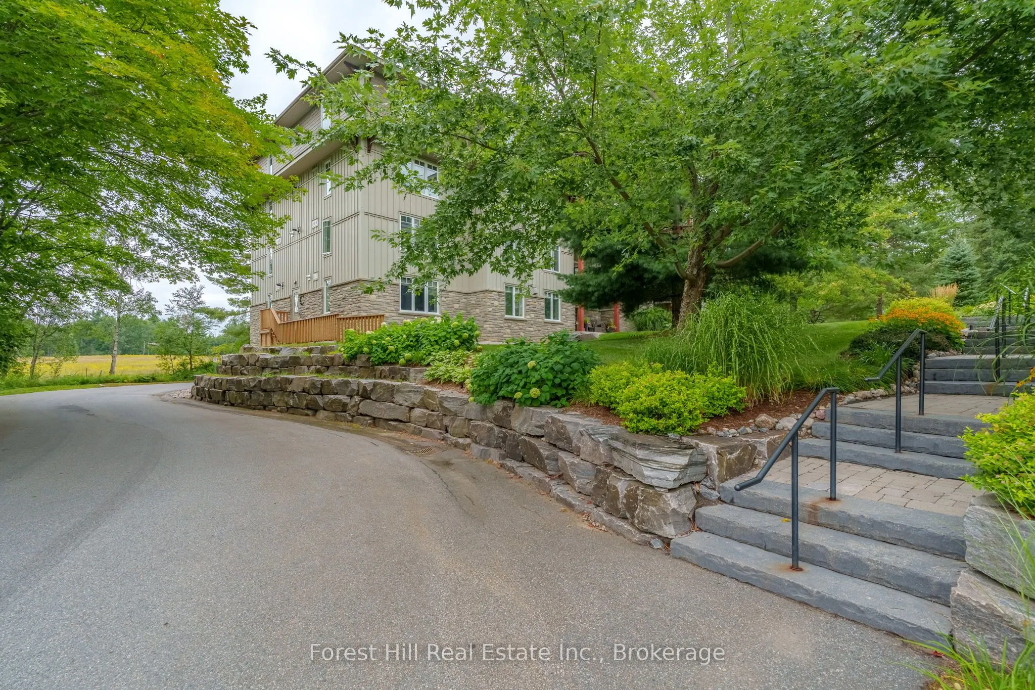 391C Manitoba Street, #204