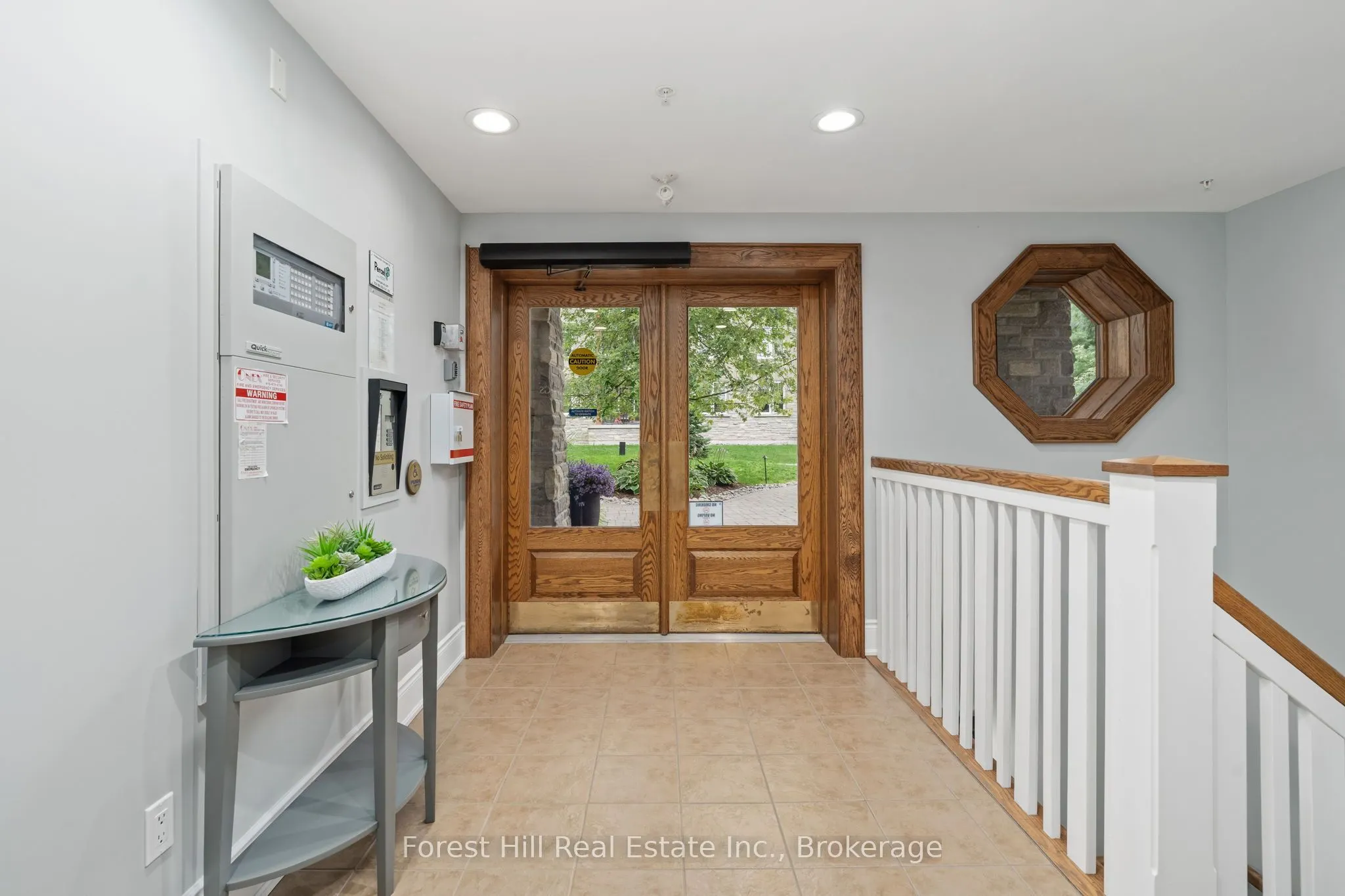 391C Manitoba Street, #204