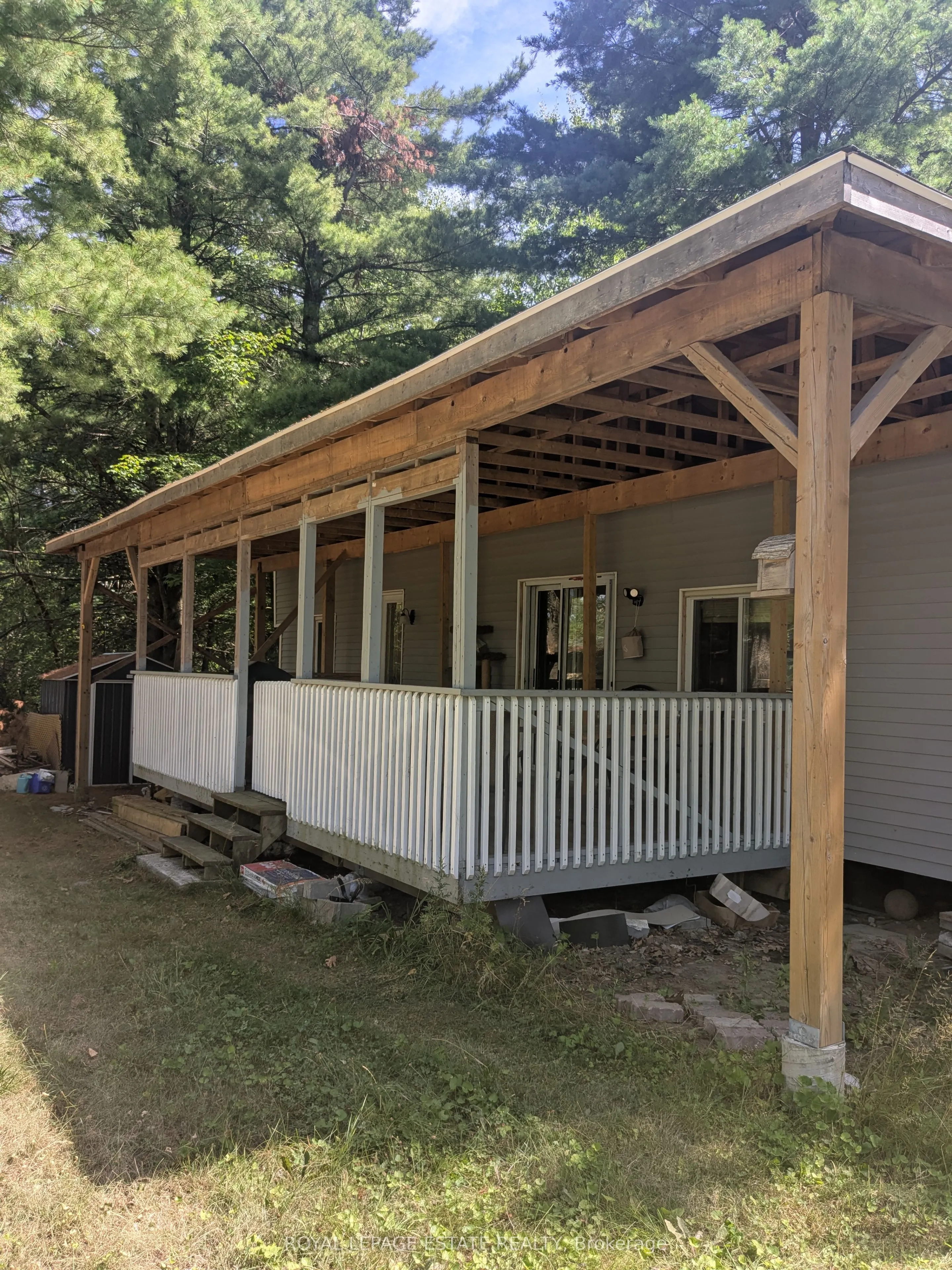 255 Pinnacle Hill Road
