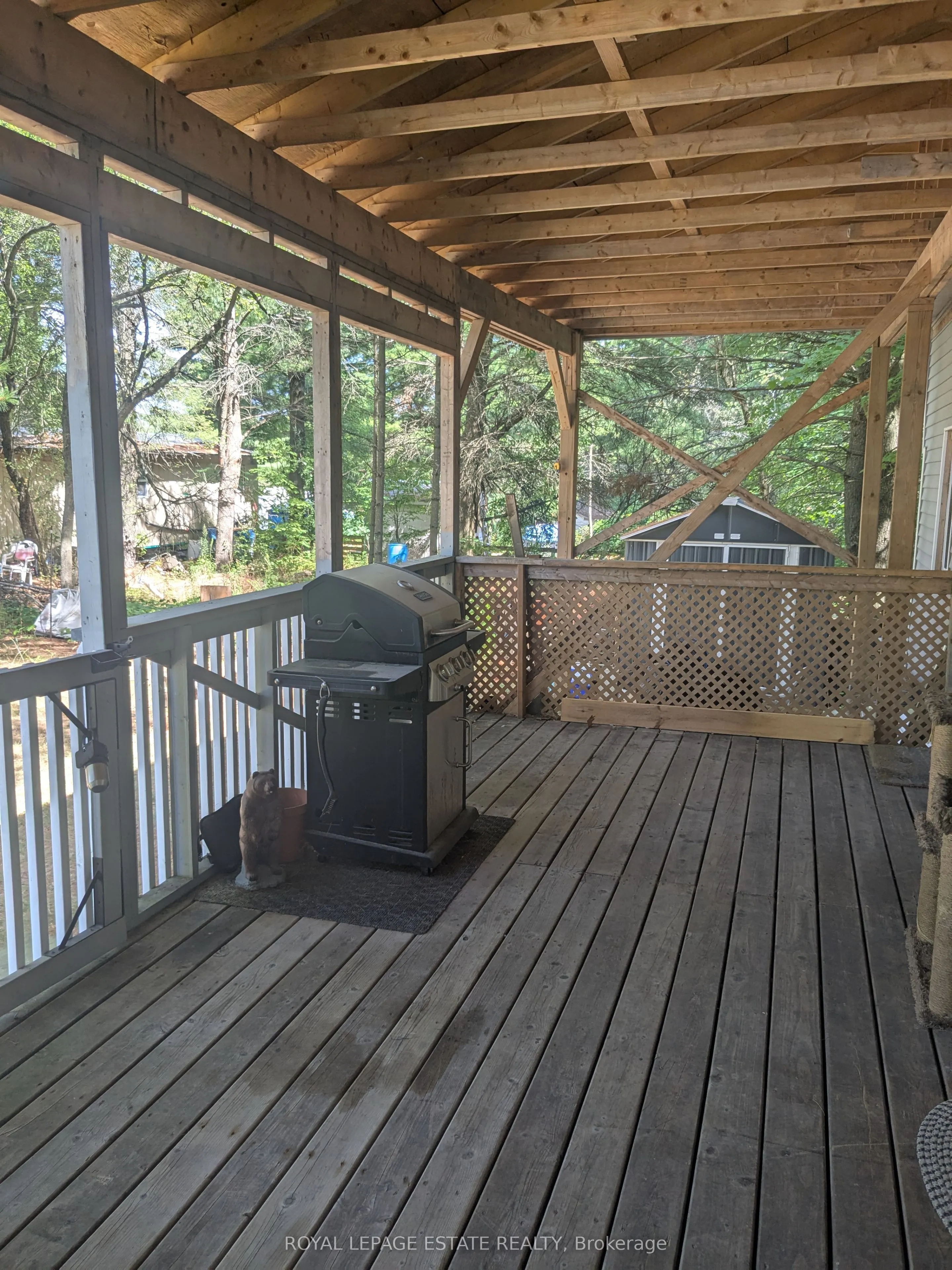 255 Pinnacle Hill Road