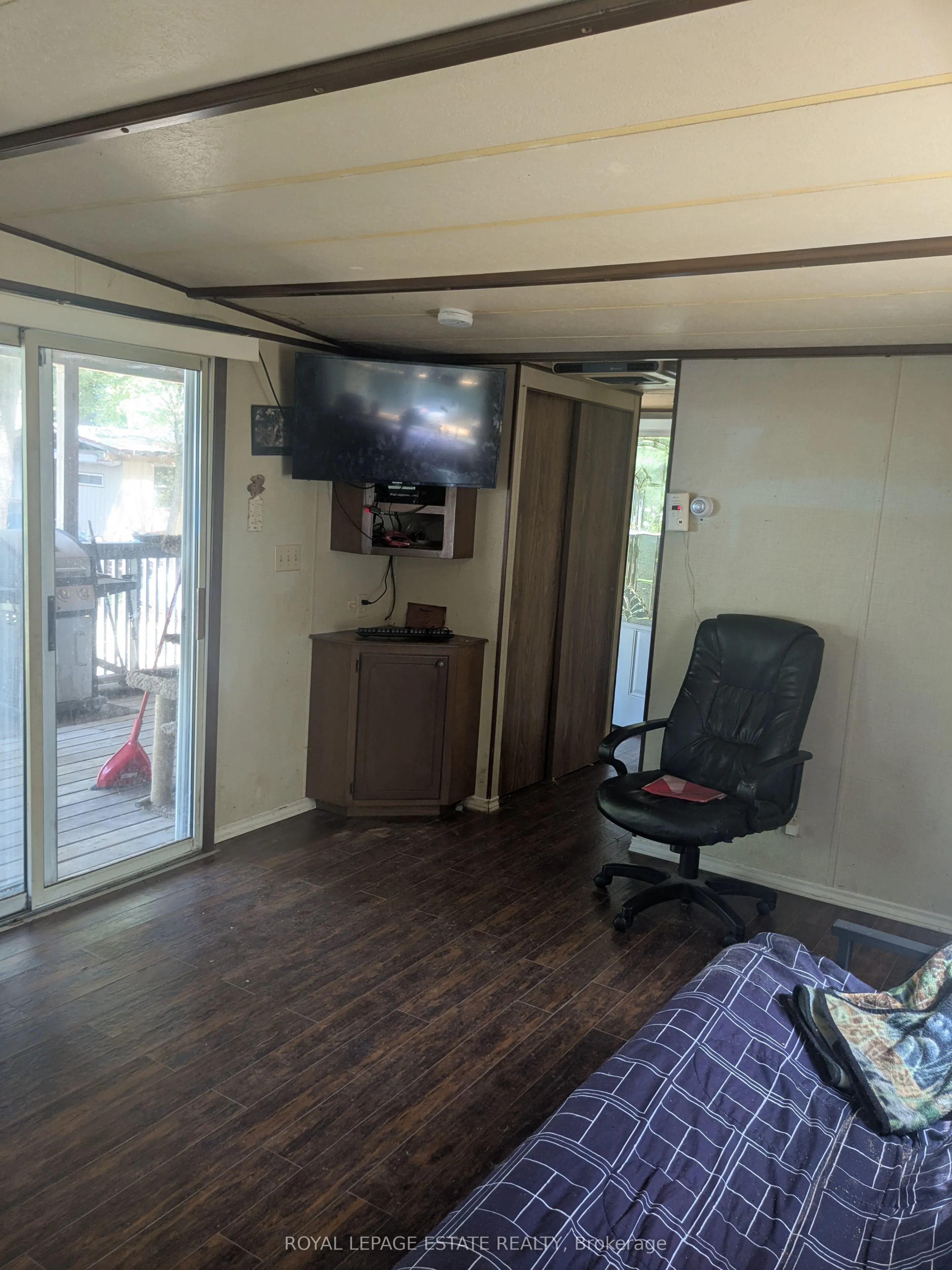 255 Pinnacle Hill Road