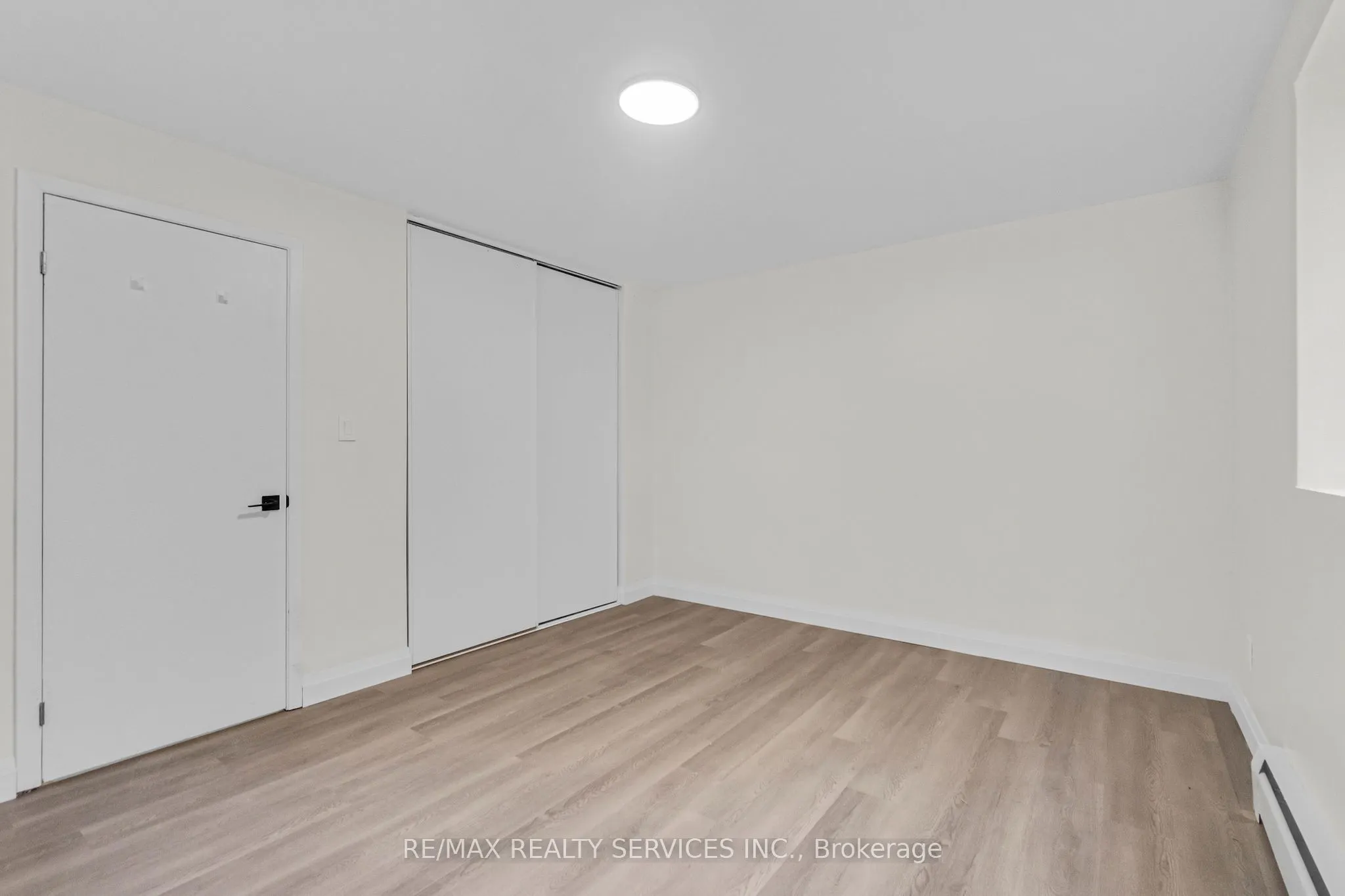 4218 Portage Road, #305