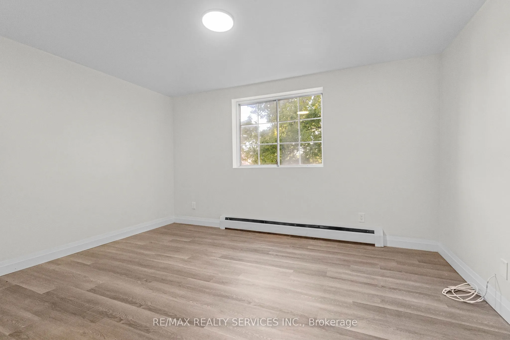 4218 Portage Road, #305