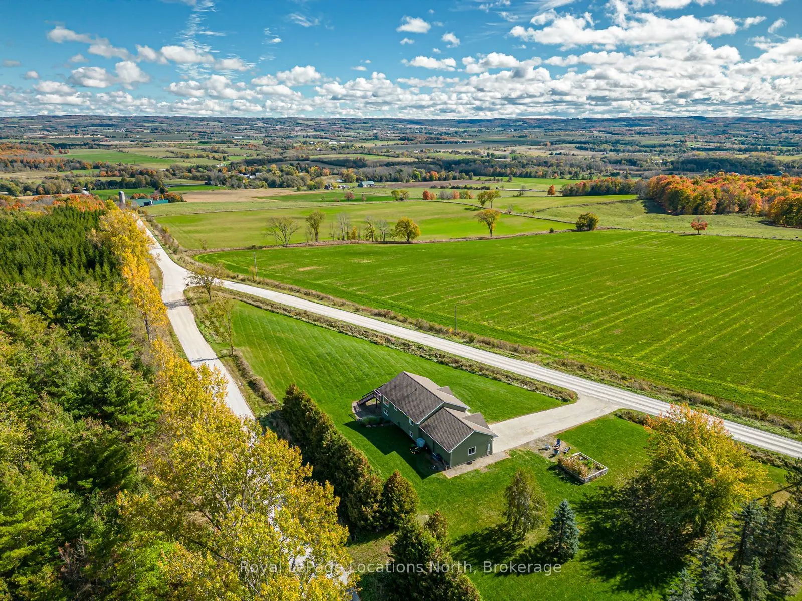 807151 25 Side Road
