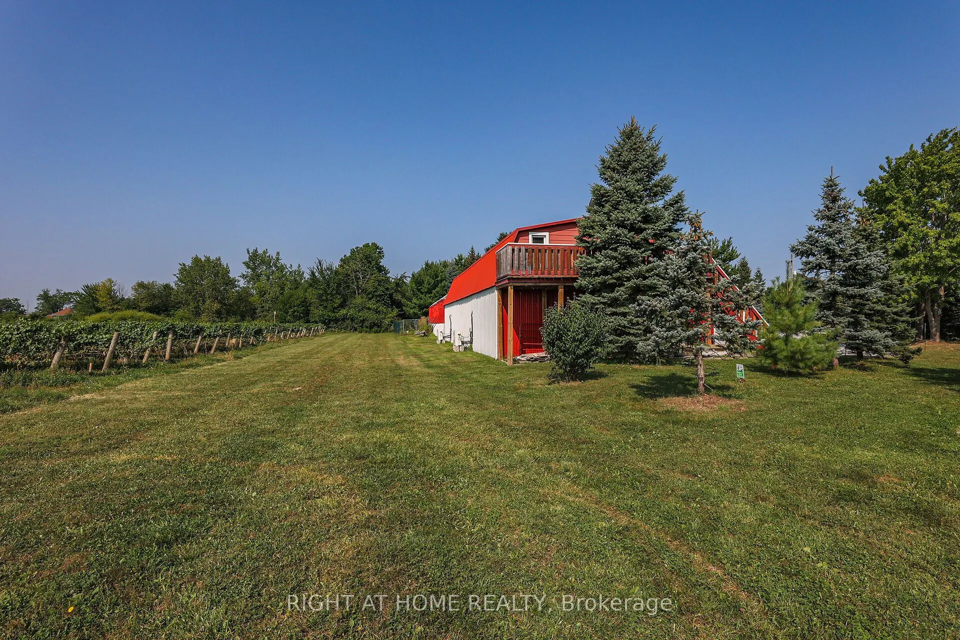 1027 Niagara Stone Road