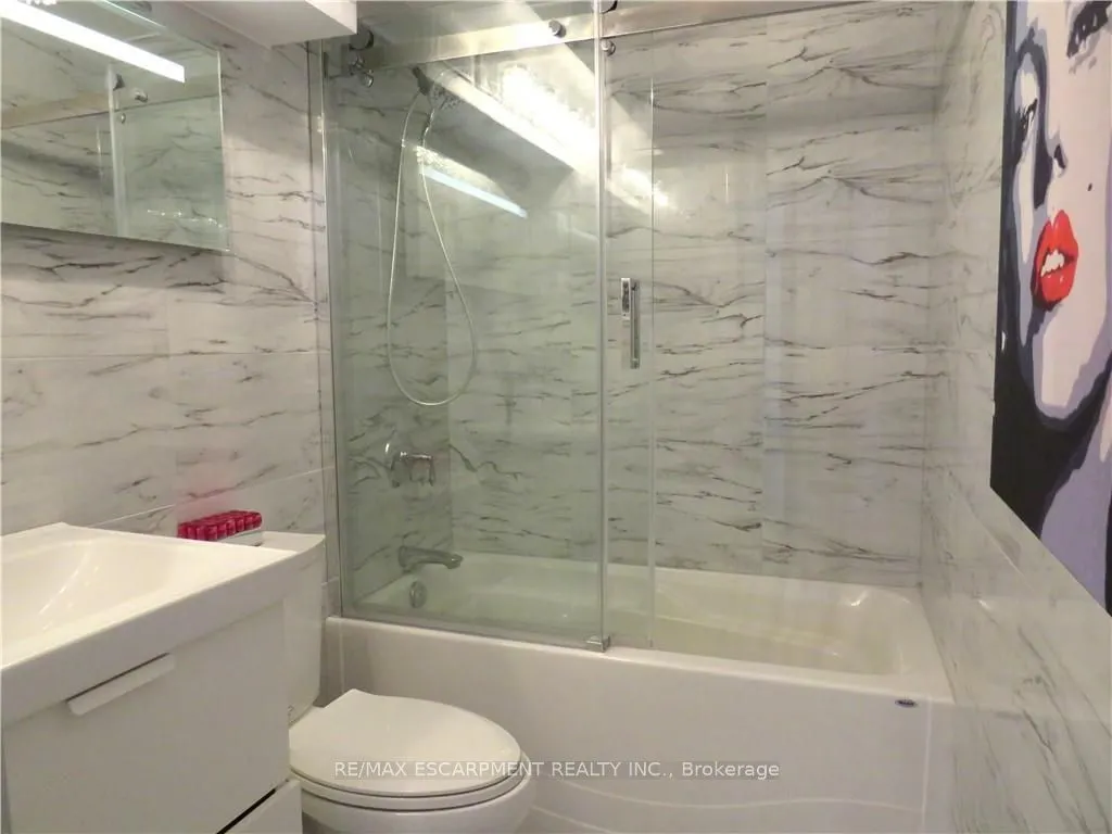 30 Summit Avenue, #307