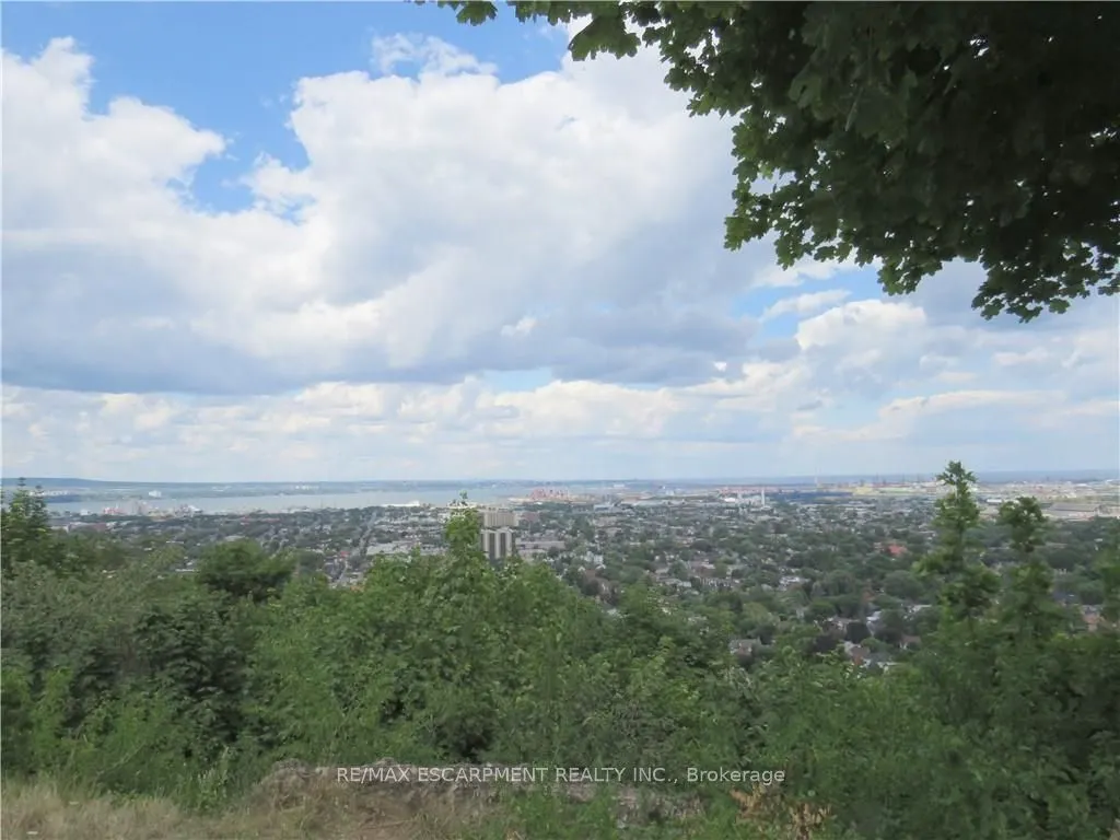 30 Summit Avenue, #307