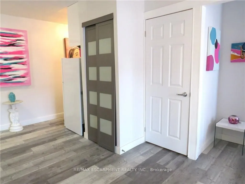 30 Summit Avenue, #307