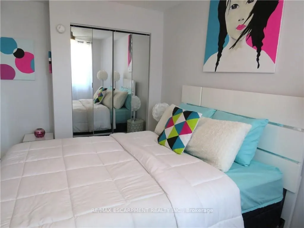 30 Summit Avenue, #307