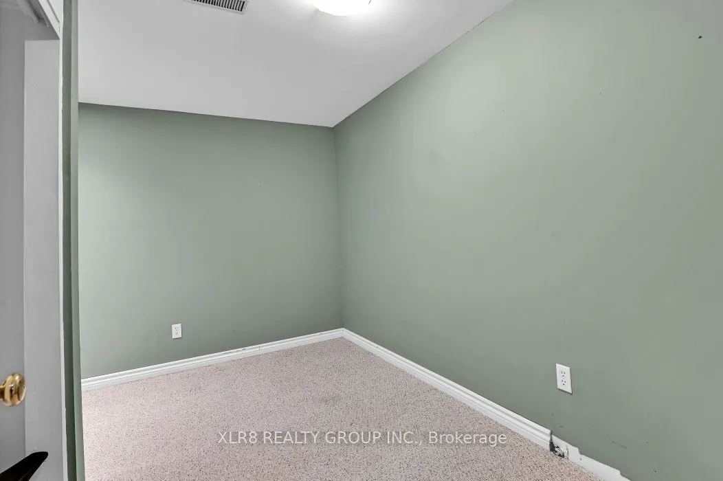 12 John Sidney Crescent