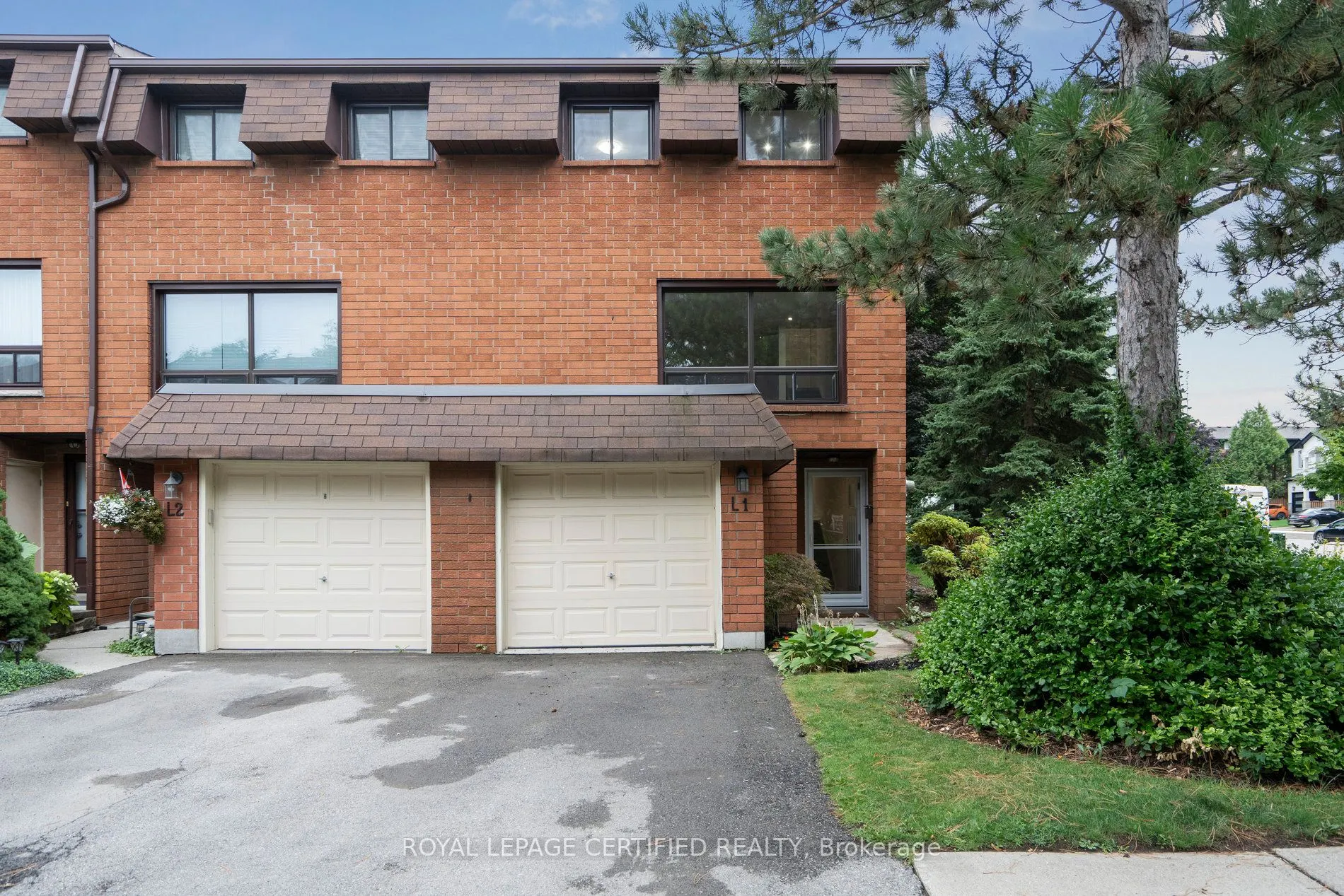 444 Stone Church Road W, #L1