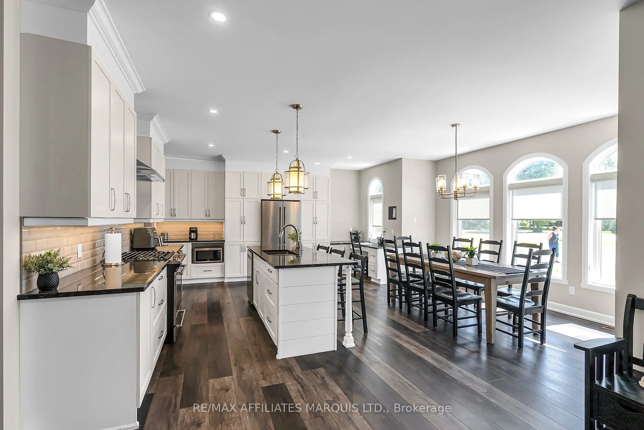 20531 Old Montreal Road
