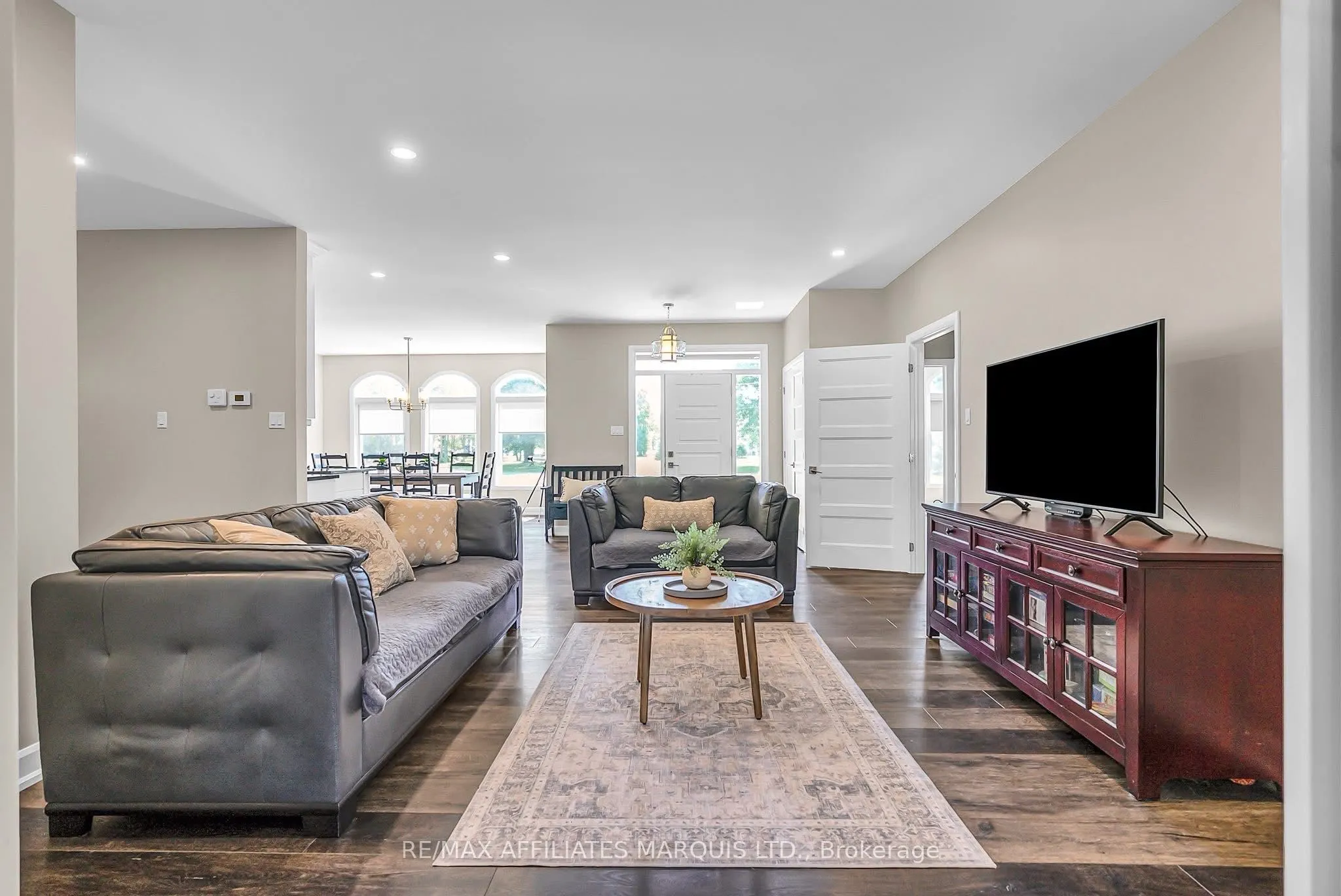 20531 Old Montreal Road