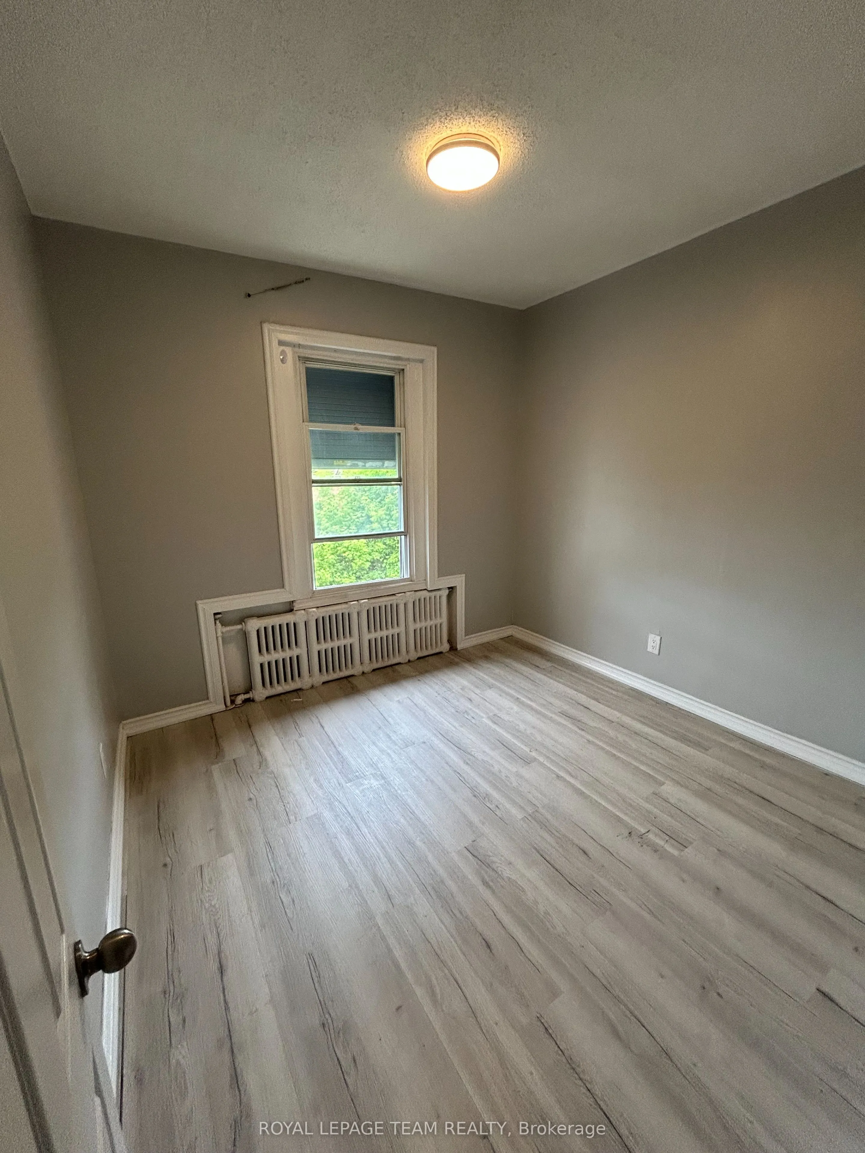 883 Somerset Street W, #6