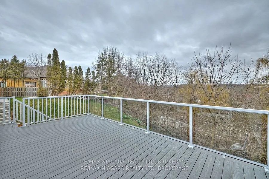 3873 Glenview Drive