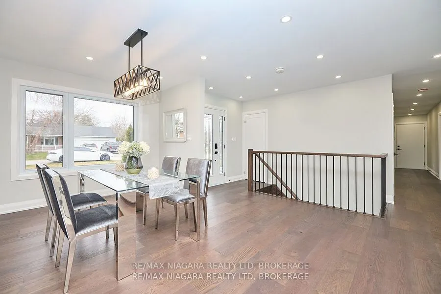 3873 Glenview Drive