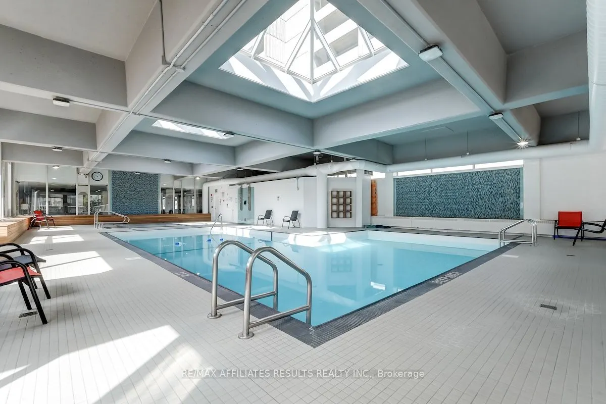 500 Laurier Avenue W, #1103