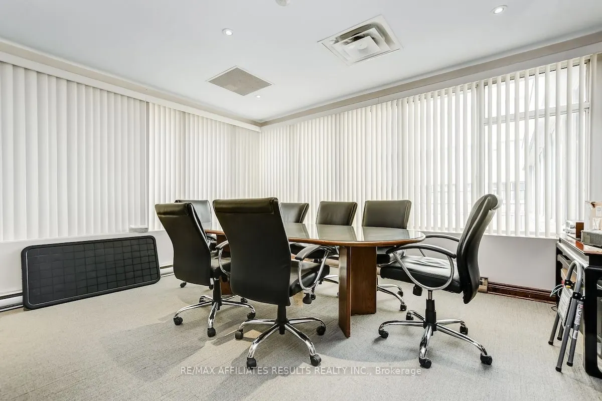 500 Laurier Avenue W, #1103