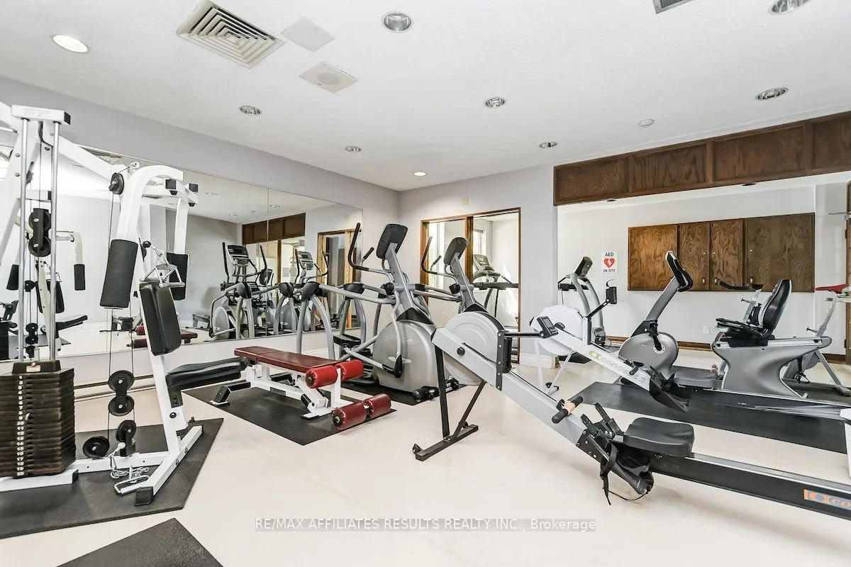 500 Laurier Avenue W, #1103
