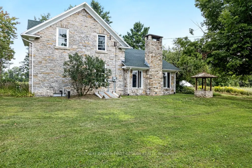 2565 Christie Lake Road