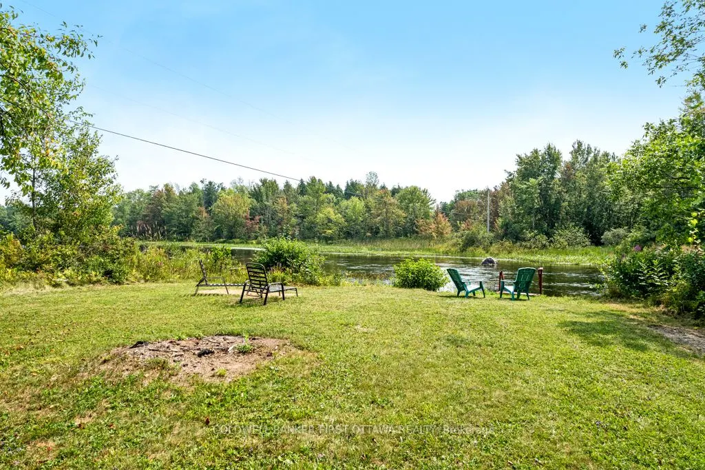 2565 Christie Lake Road
