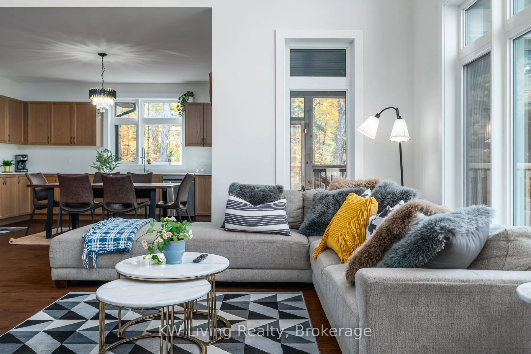 1018 Kingsridge Court