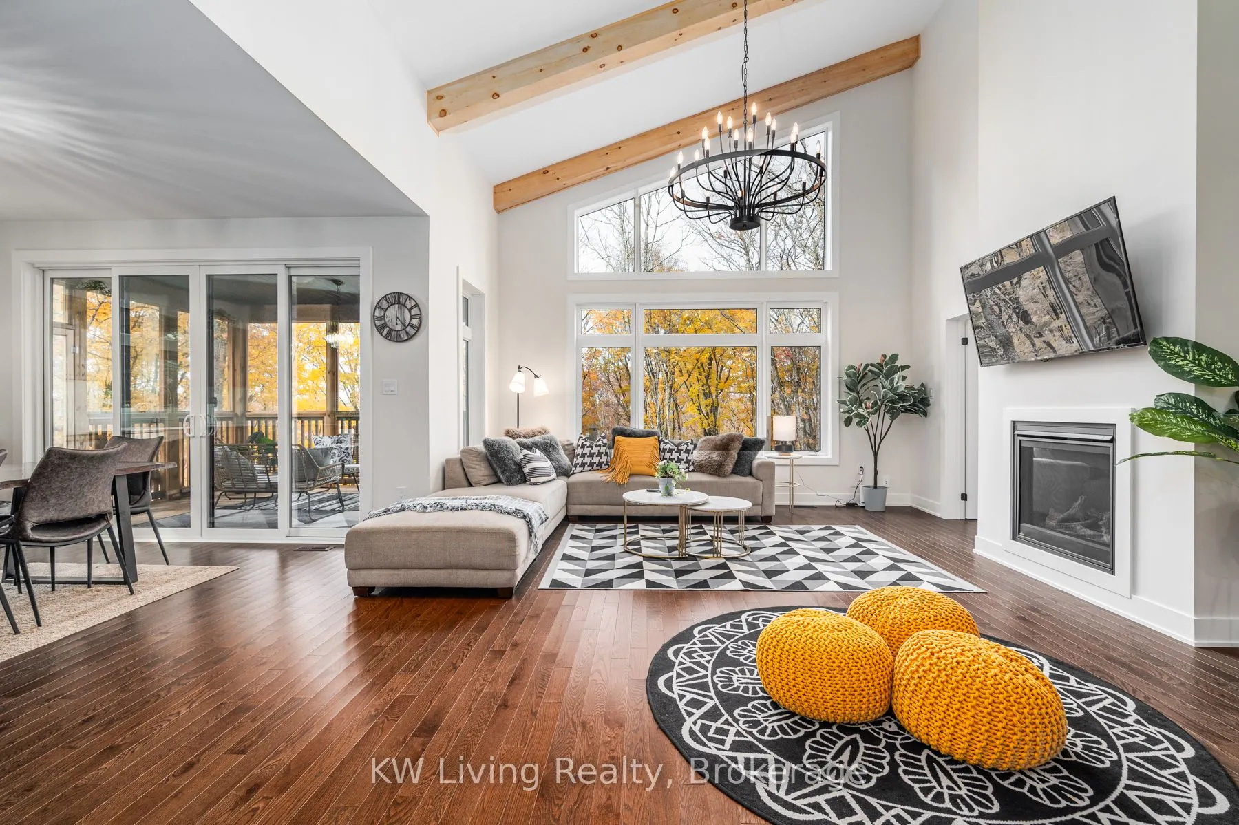 1018 Kingsridge Court