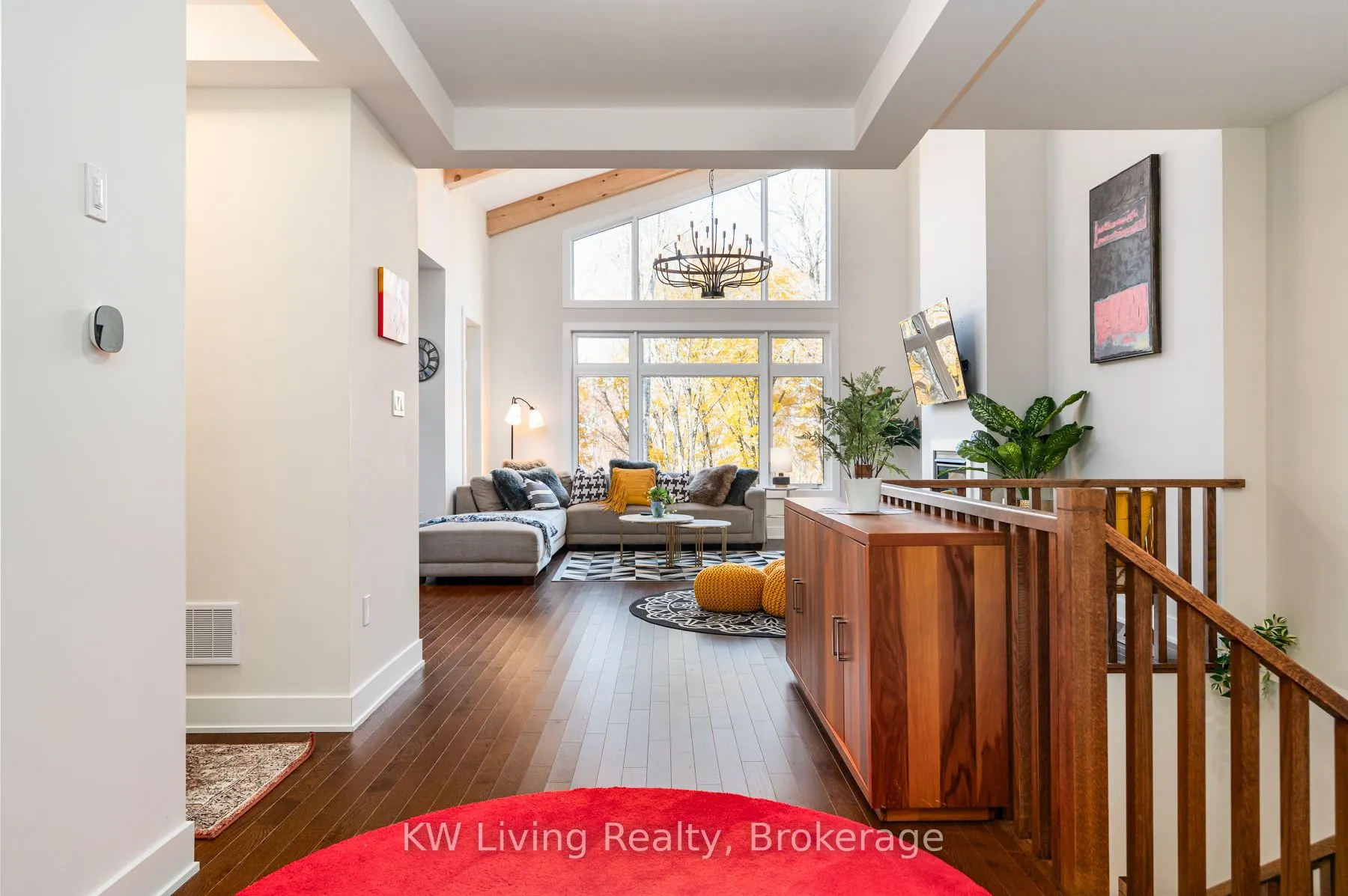 1018 Kingsridge Court