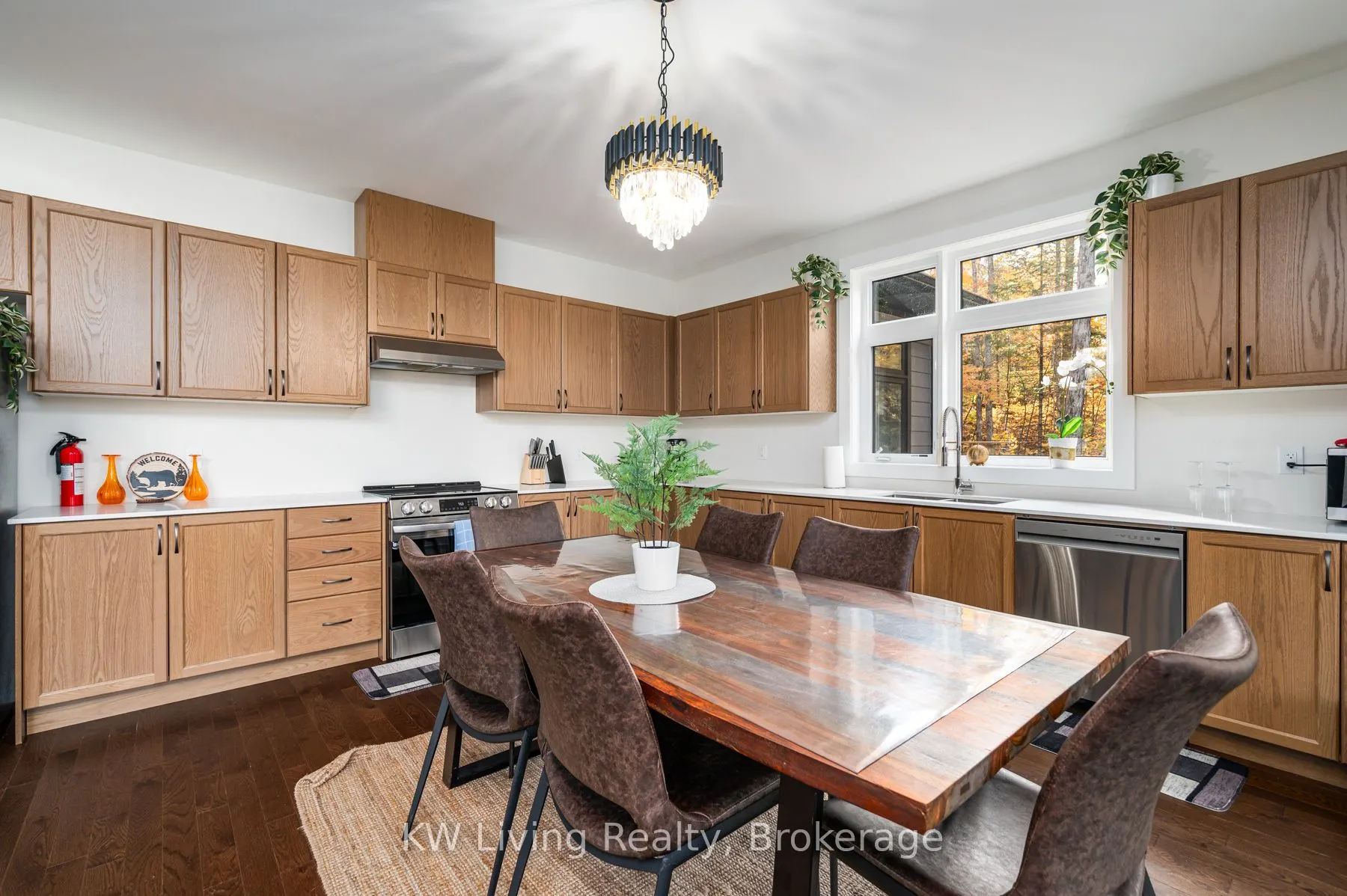 1018 Kingsridge Court
